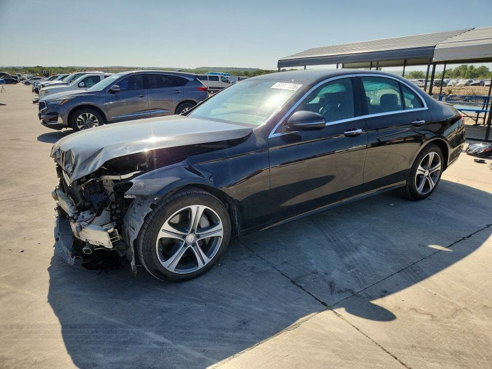 2017 MERCEDES-BENZ E 300 - 1