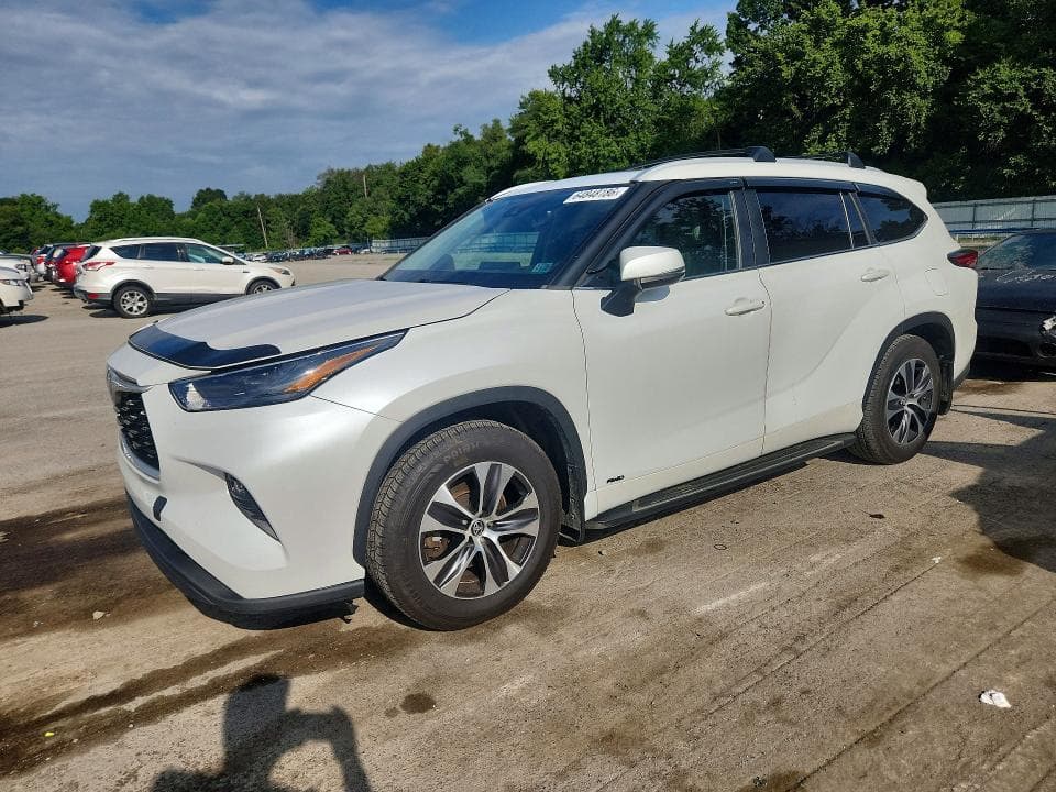 2023 TOYOTA HIGHLANDER HYBRID XLE