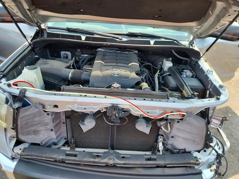 2019 TOYOTA TUNDRA SR5 11