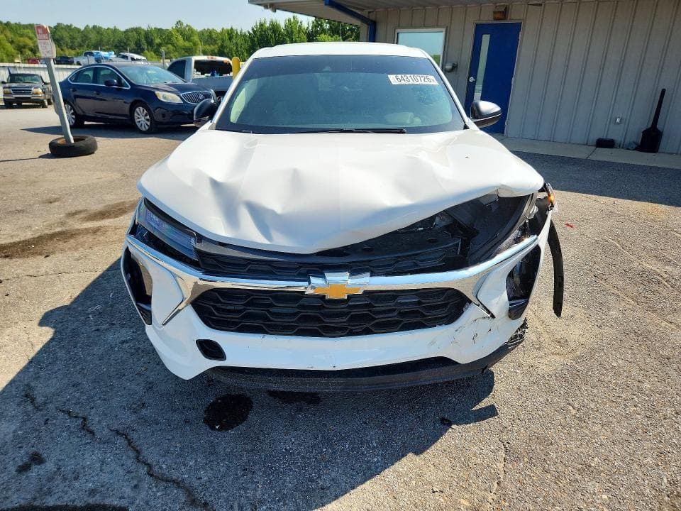 2025 CHEVROLET TRAX LS 5
