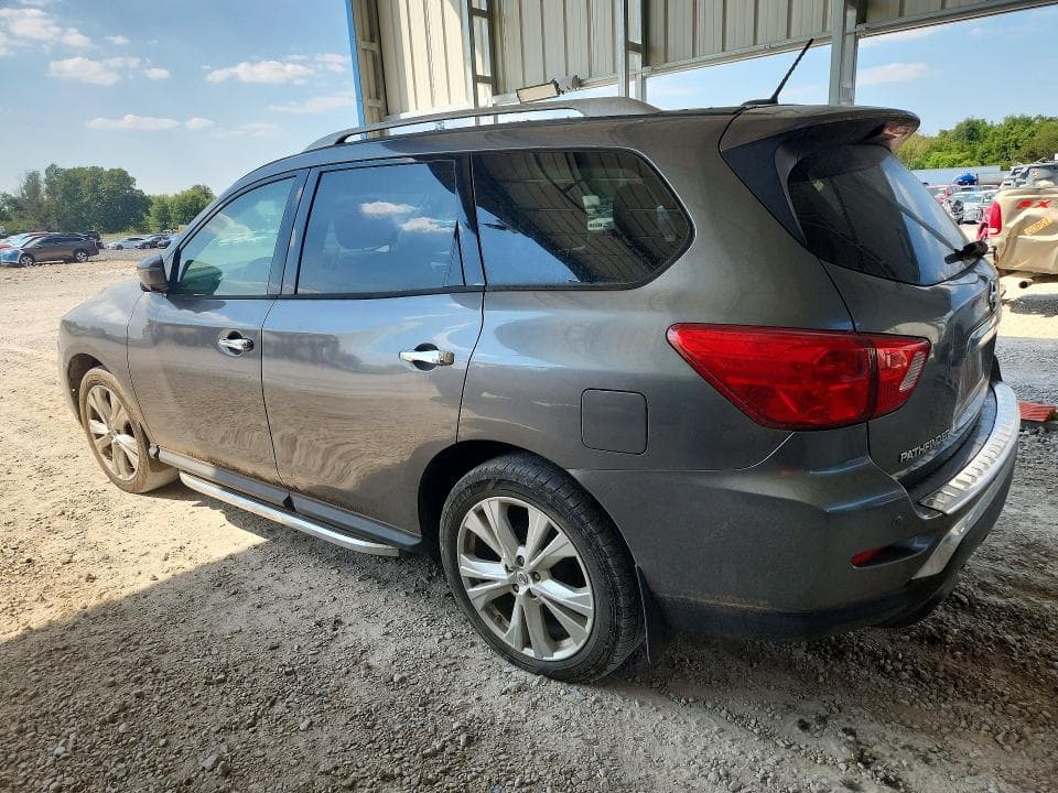 2018 NISSAN PATHFINDER SL 2