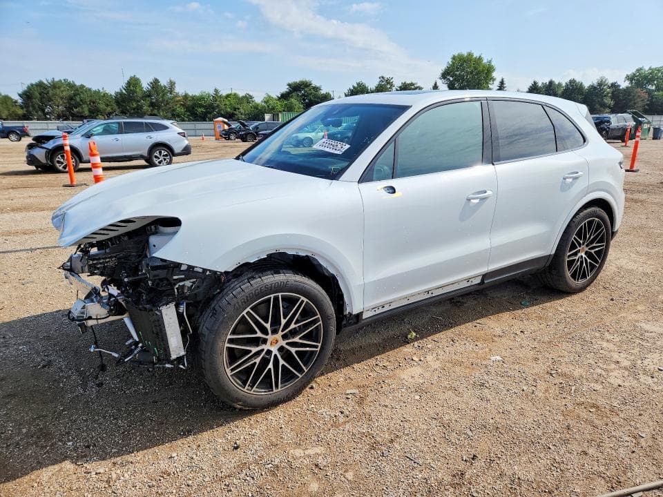 2024 PORSCHE CAYENNE - 1