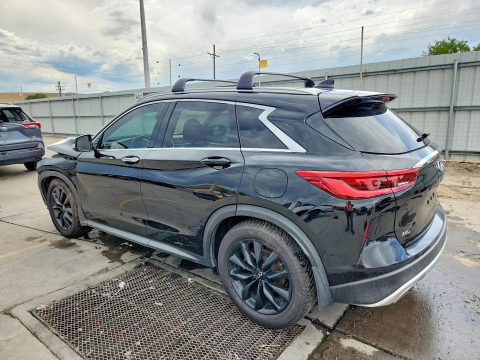 2021 INFINITI QX50 LUXE 2