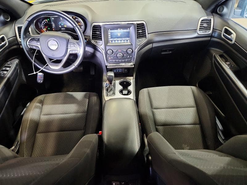 2021 JEEP GRAND CHEROKEE LAREDO 8