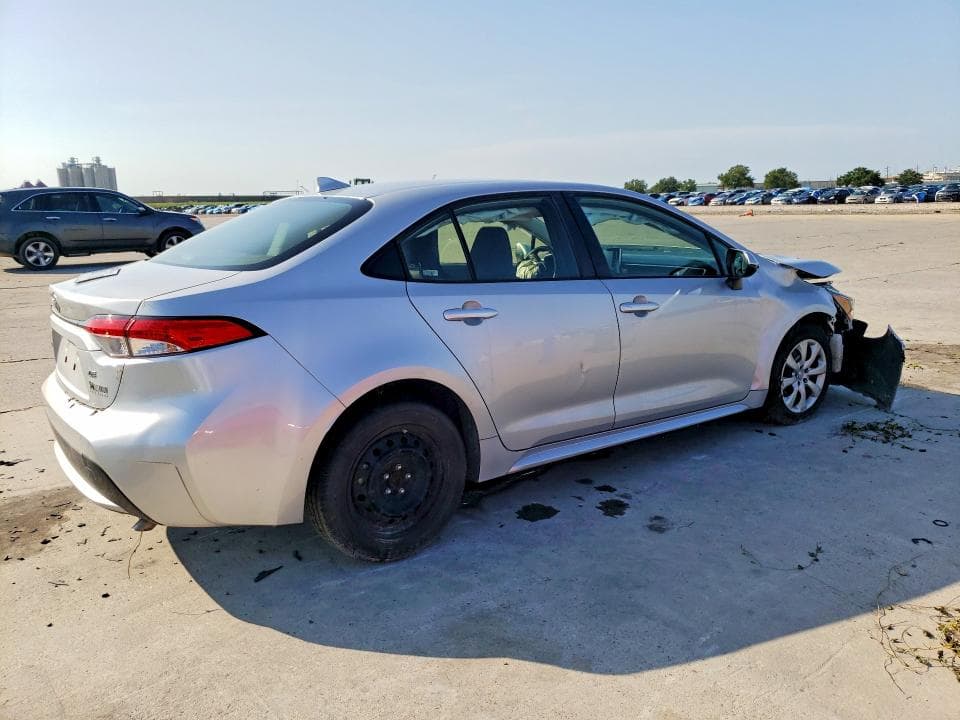 2020 TOYOTA COROLLA LE 3