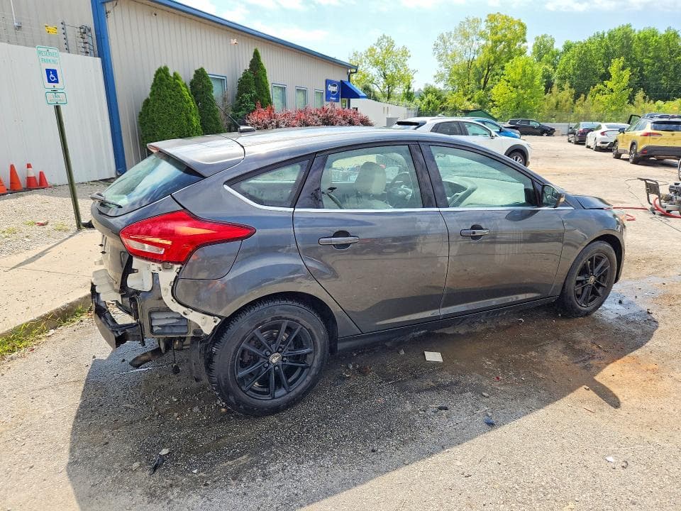 2017 FORD FOCUS TITANIUM 3