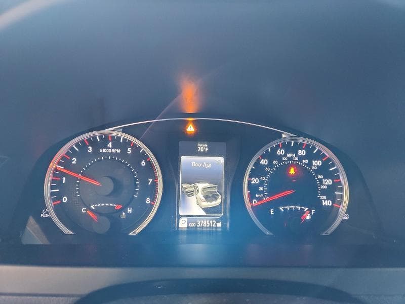 2017 TOYOTA CAMRY SE 9
