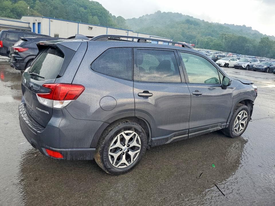2021 SUBARU FORESTER PREMIUM 3