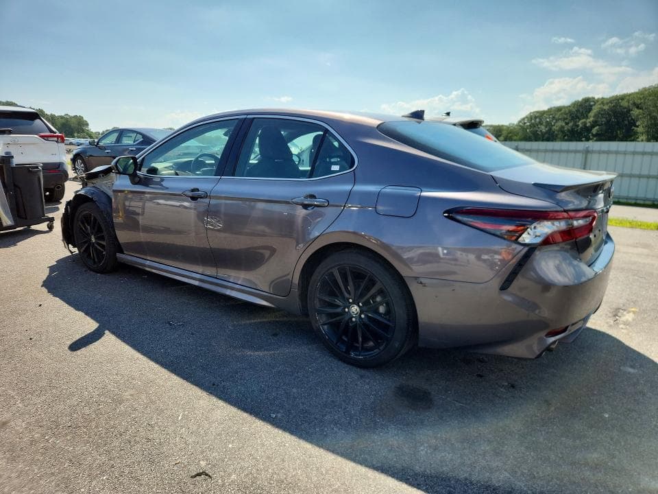 2024 TOYOTA CAMRY XSE 2