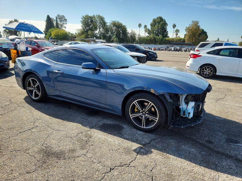 2024 FORD MUSTANG 4