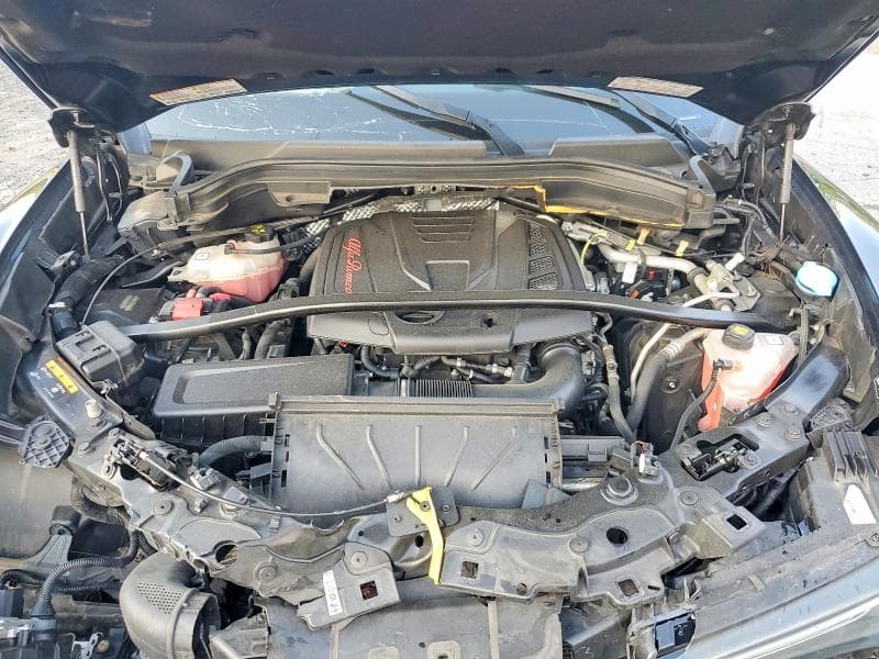 2018 ALFA ROMEO STELVIO 12