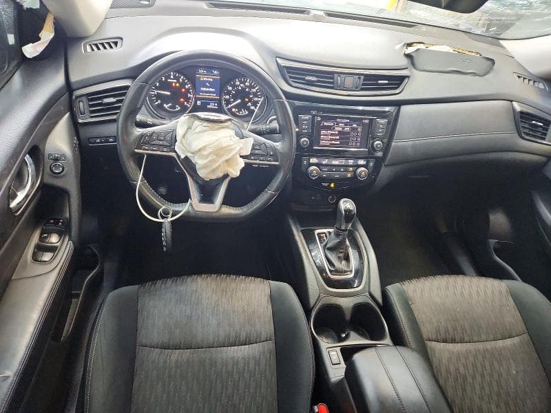 2018 NISSAN ROGUE SV 8
