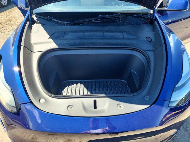 2023 TESLA MODEL Y 11