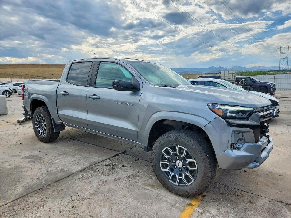 2023 CHEVROLET COLORADO Z71 4