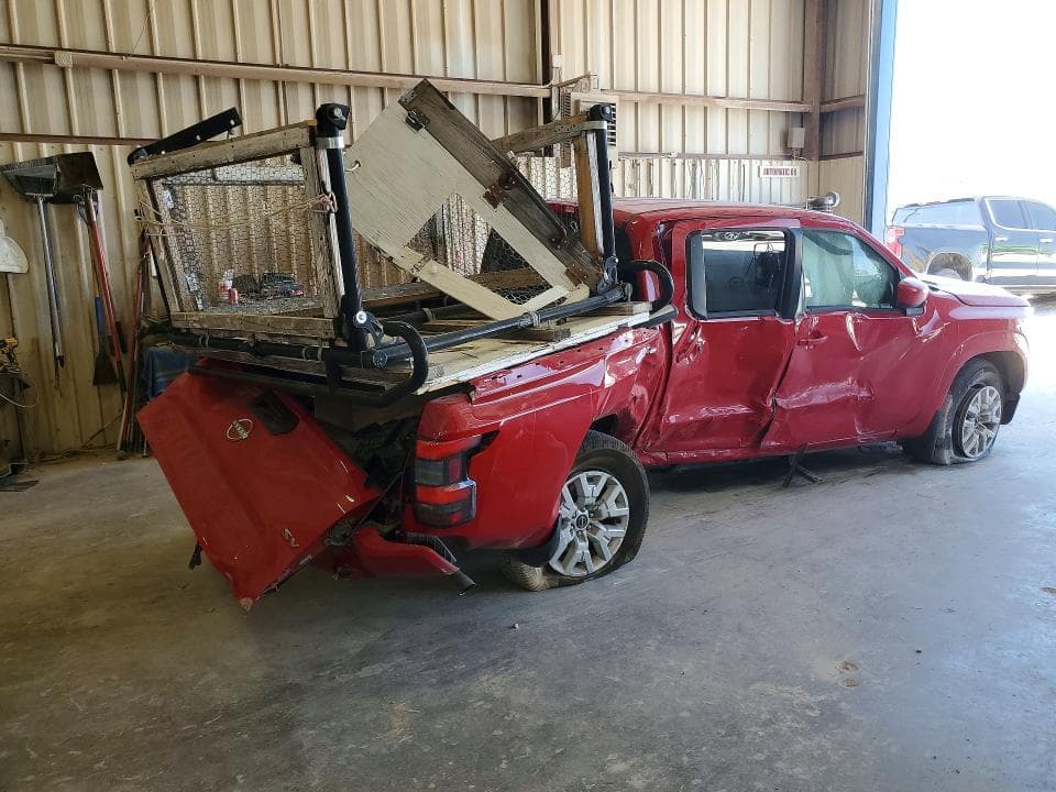 2023 NISSAN FRONTIER SV 3