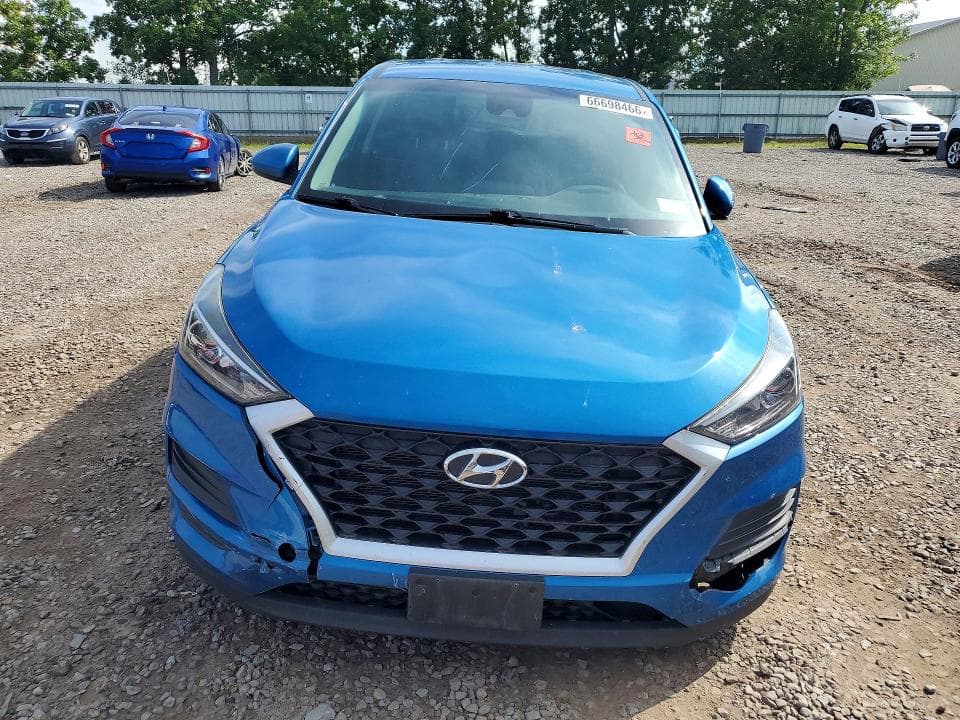 2020 HYUNDAI TUCSON SE 5