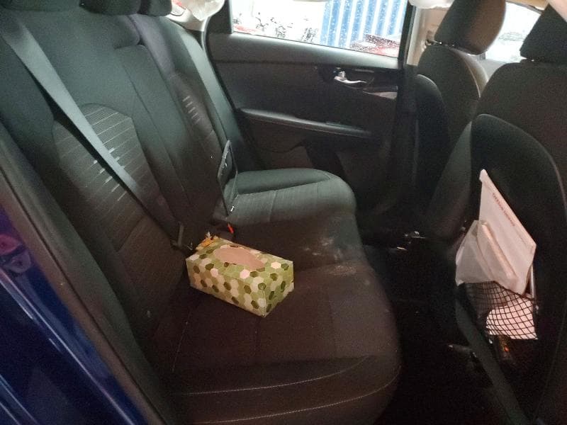 2019 KIA FORTE S 10