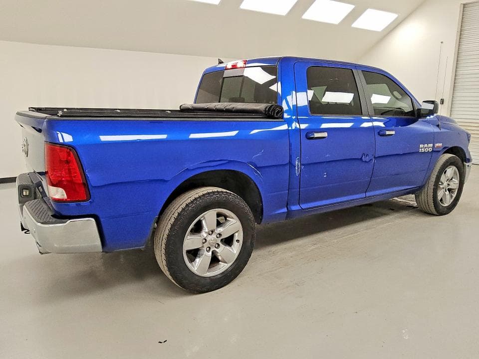 2018 RAM 1500 SLT 3