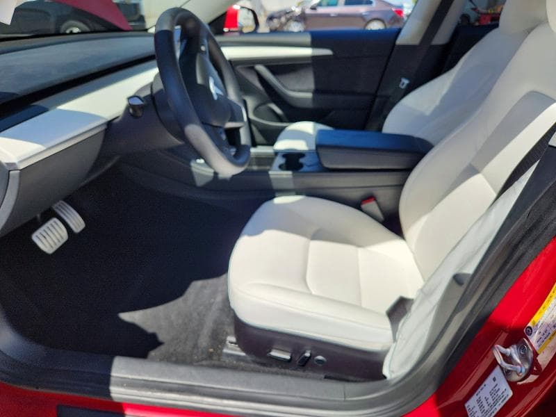 2023 TESLA MODEL 3 7