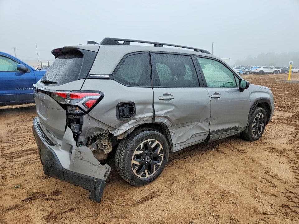 2025 SUBARU FORESTER PREMIUM 3