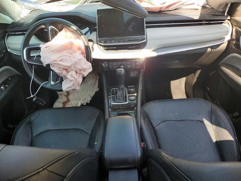 2022 JEEP COMPASS LIMITED 8