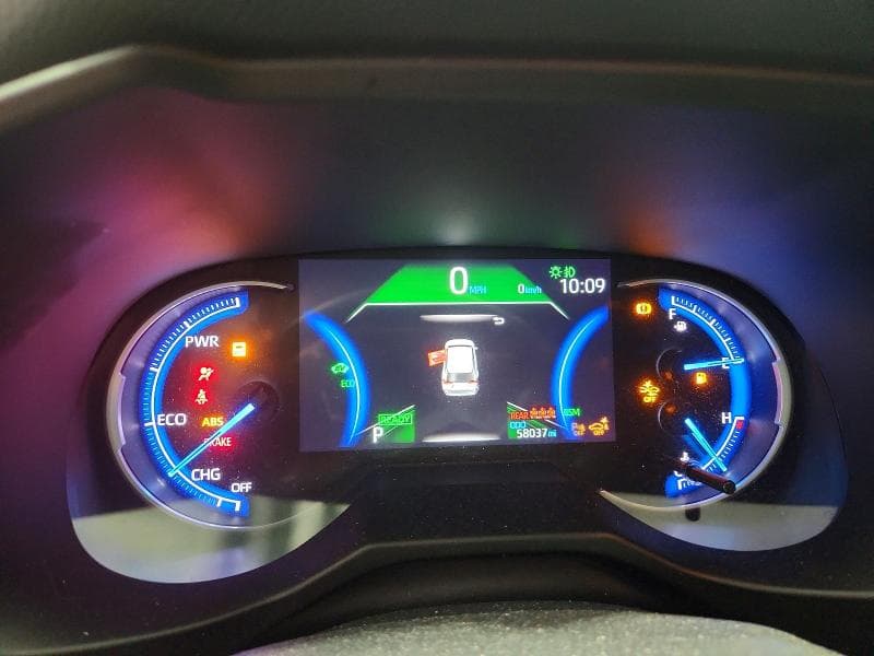 2020 TOYOTA RAV4 XSE 9