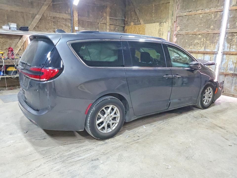 2022 CHRYSLER PACIFICA TOURING L 3