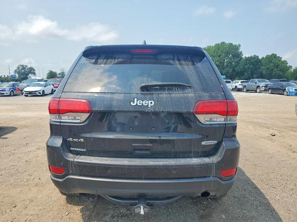 2020 JEEP GRAND CHEROKEE LAREDO 6