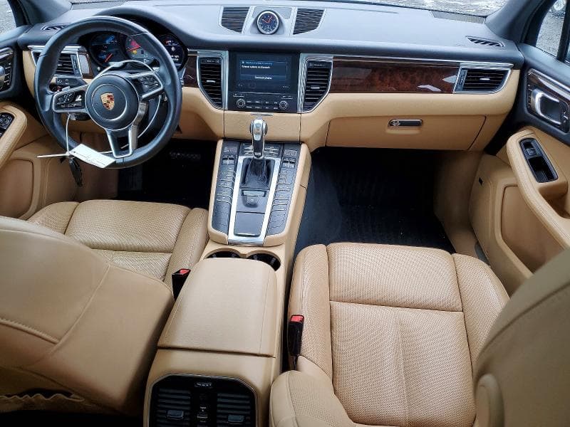 2018 PORSCHE MACAN S 8