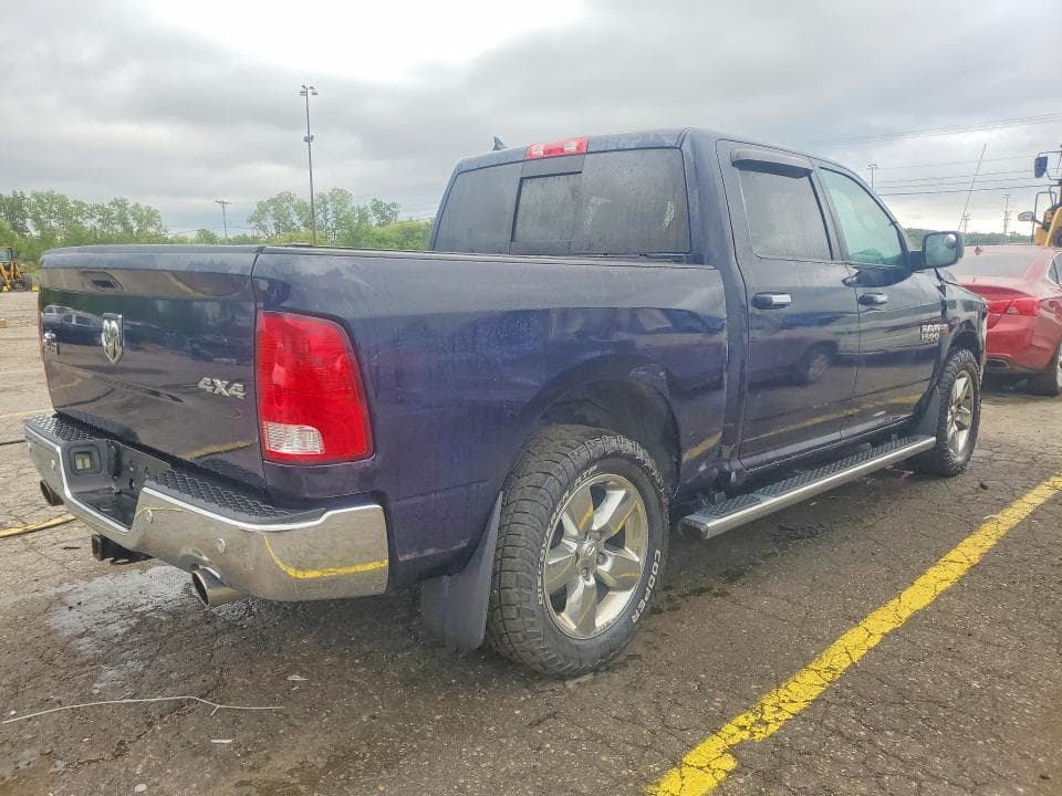2018 RAM 1500 SLT 3