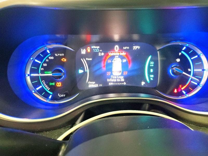 2018 CHRYSLER PACIFICA HYBRID LIMITED 9