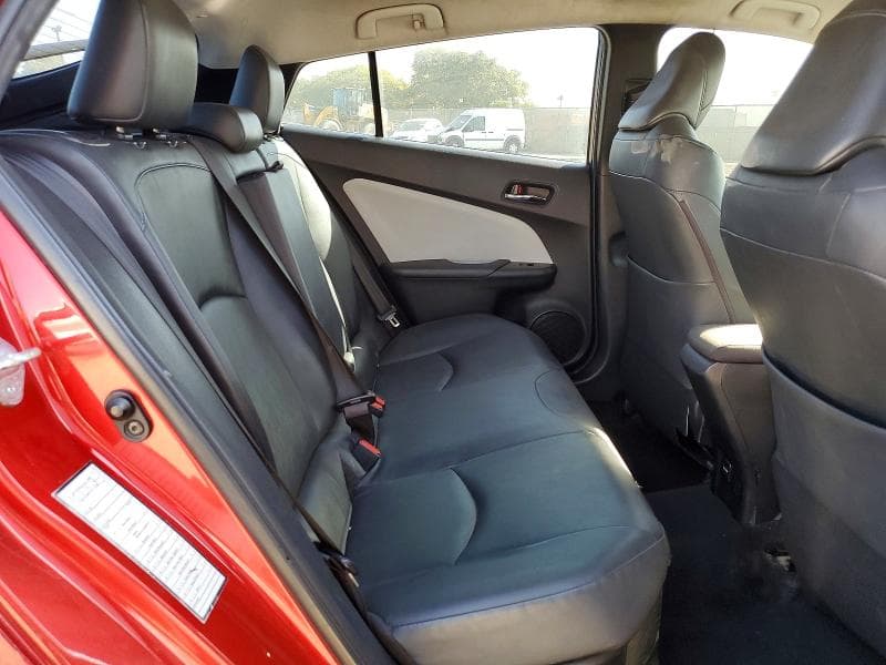2017 TOYOTA PRIUS TWO 10