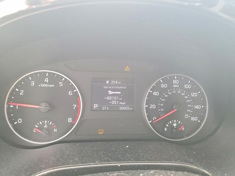 2023 KIA SELTOS S 9