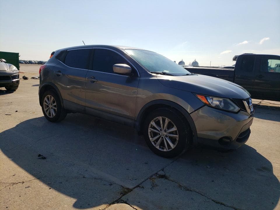 2017 NISSAN ROGUE SPORT S 4