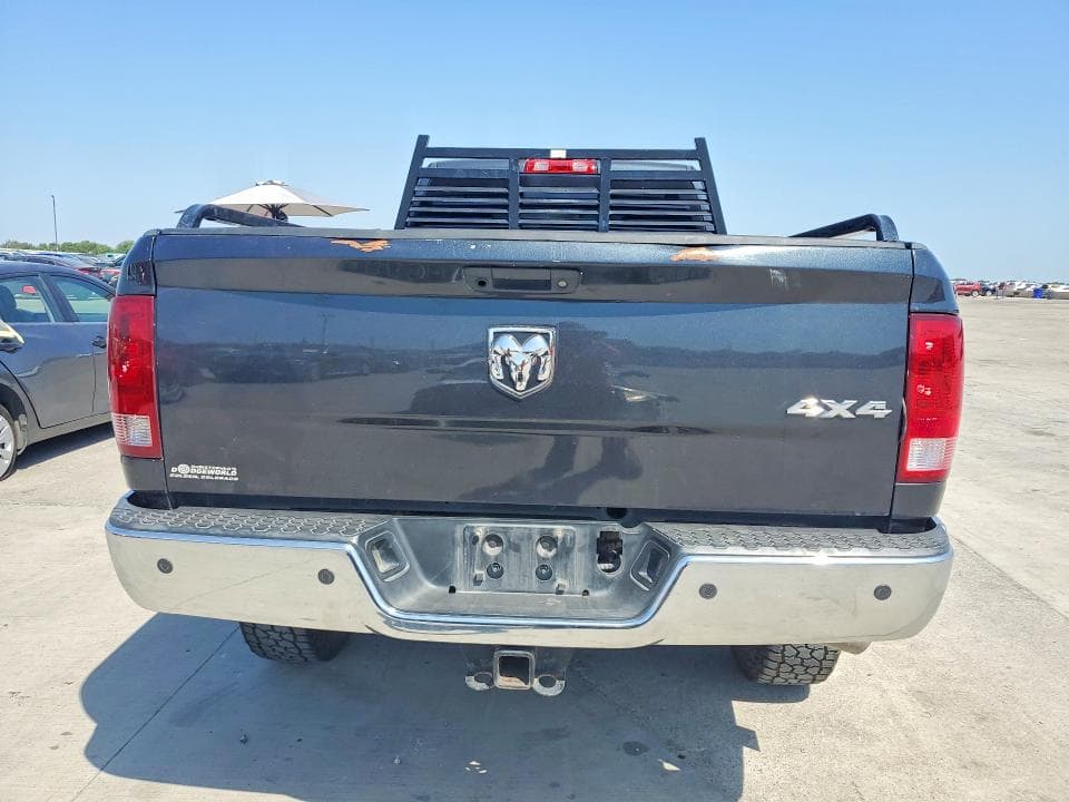 2017 RAM 2500 ST 6