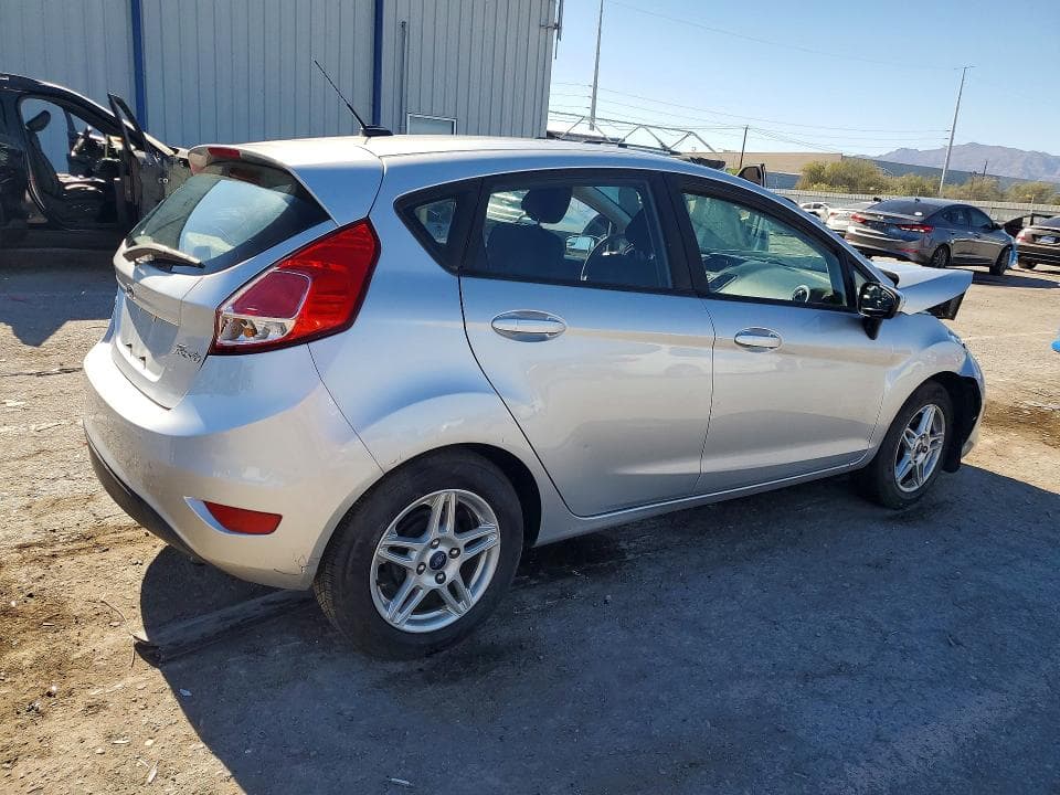 2017 FORD FIESTA SE 3