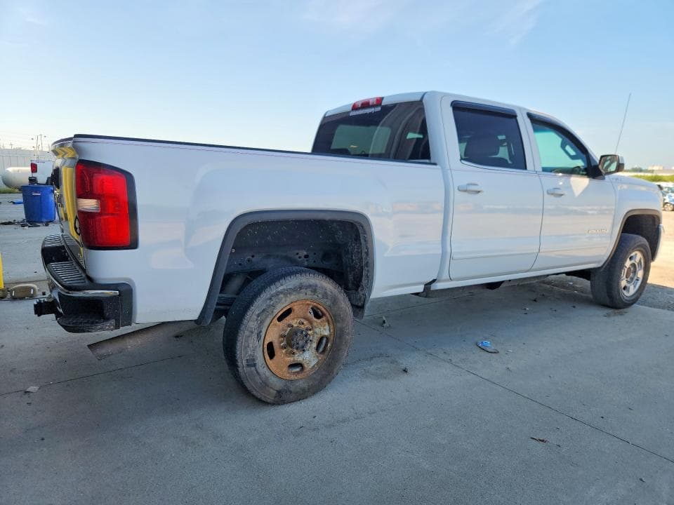 2017 GMC SIERRA K2500 SLE 3