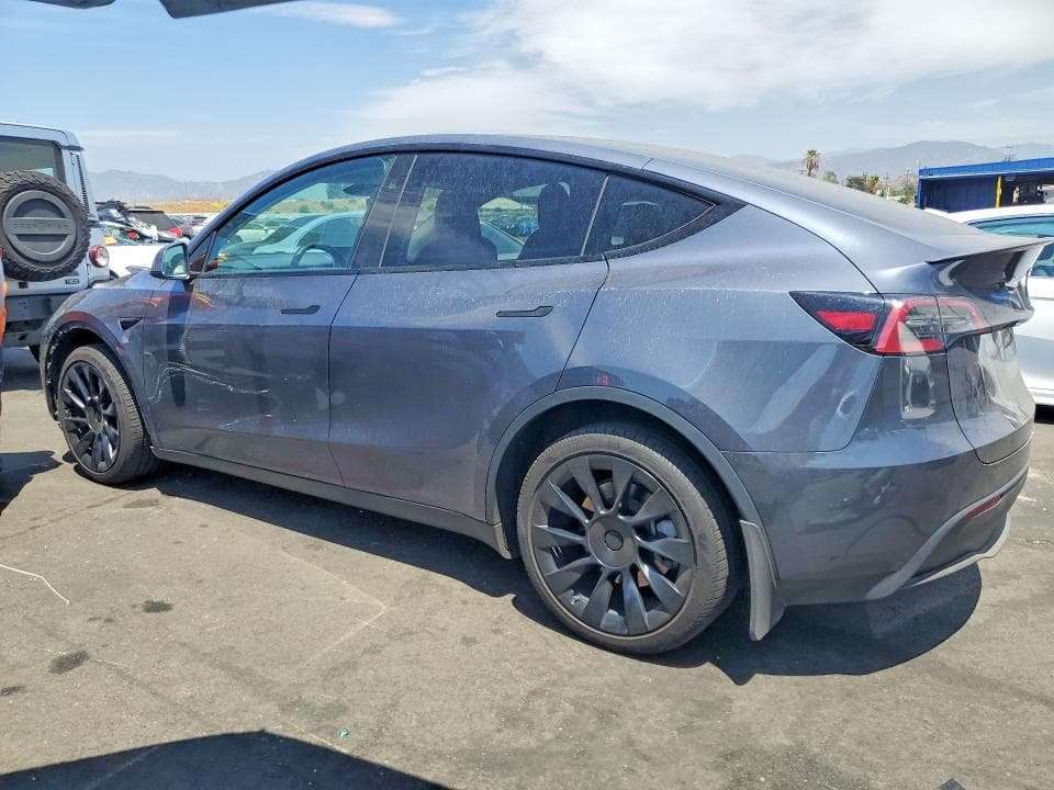 2023 TESLA MODEL Y 2
