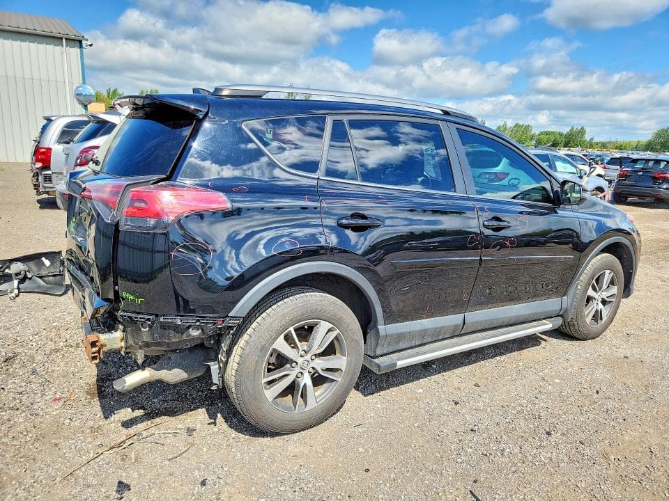 2018 TOYOTA RAV4 LE 3