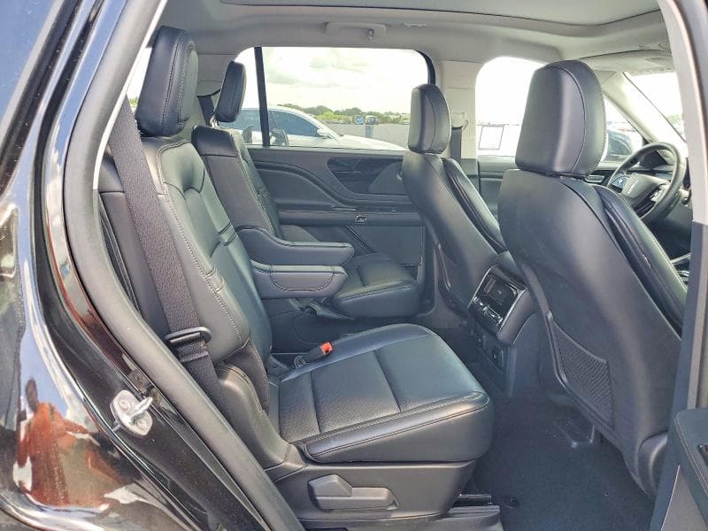 2025 LINCOLN AVIATOR 10
