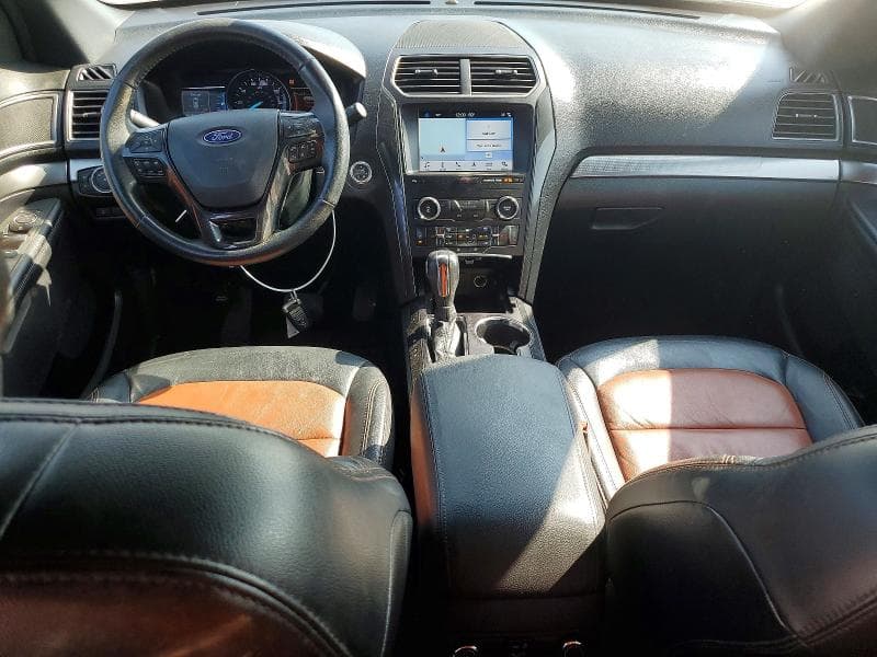 2019 FORD EXPLORER XLT 8