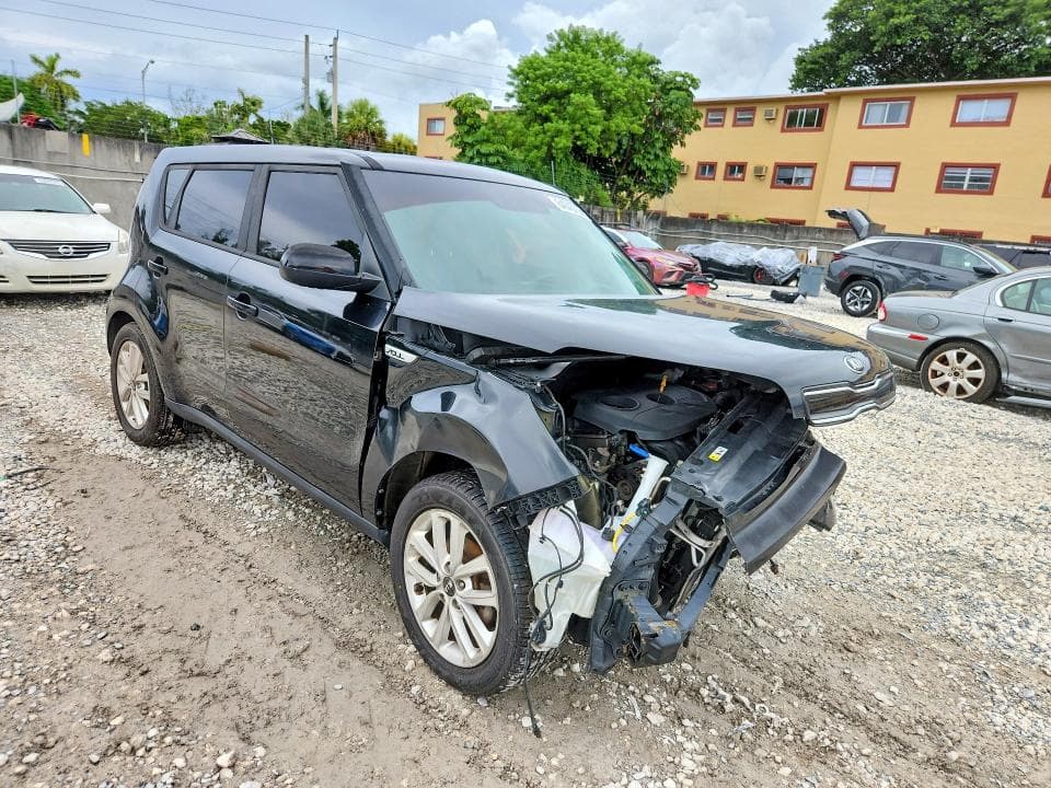 2017 KIA SOUL + 4