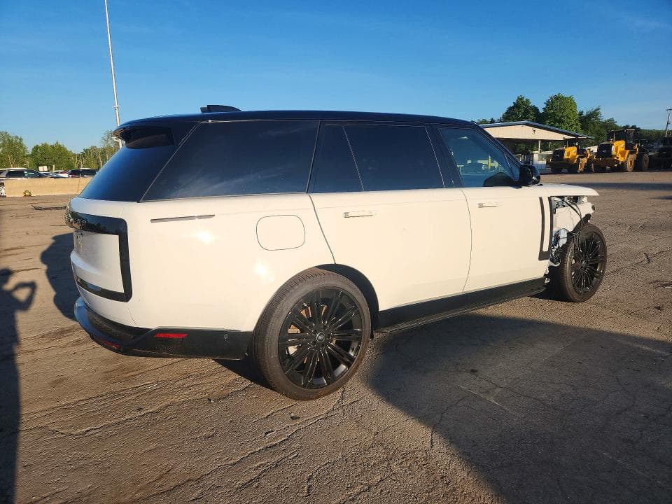 2025 LAND ROVER RANGE ROVER SE 3