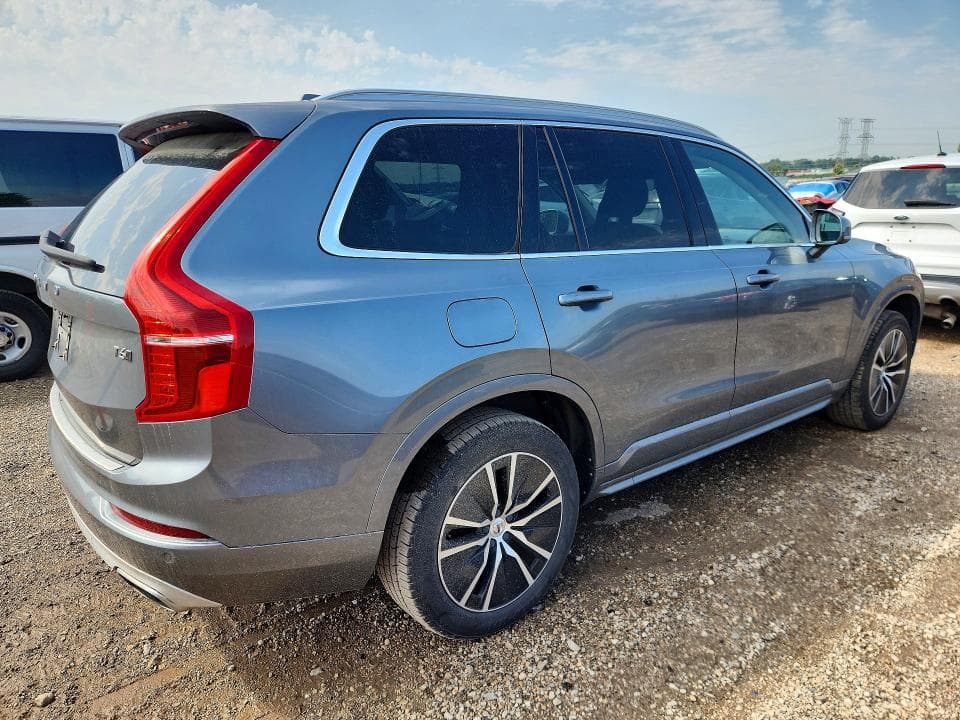 2020 VOLVO XC90 T6 MOMENTUM 3