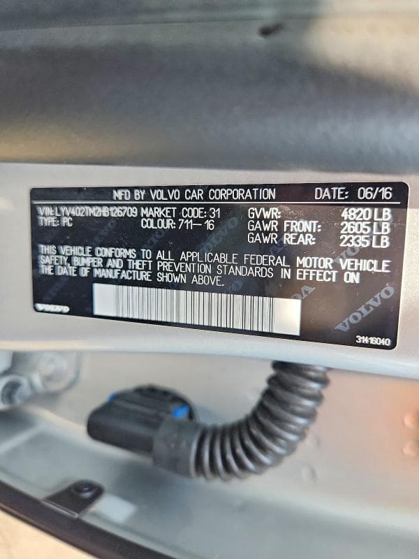 2017 VOLVO S60 PLATINUM 12