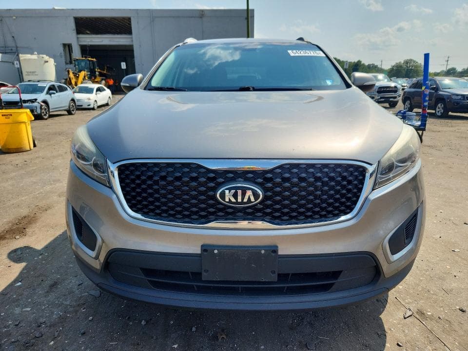 2017 KIA SORENTO LX V6 5
