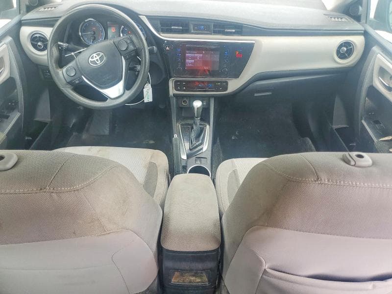 2019 TOYOTA COROLLA LE 8