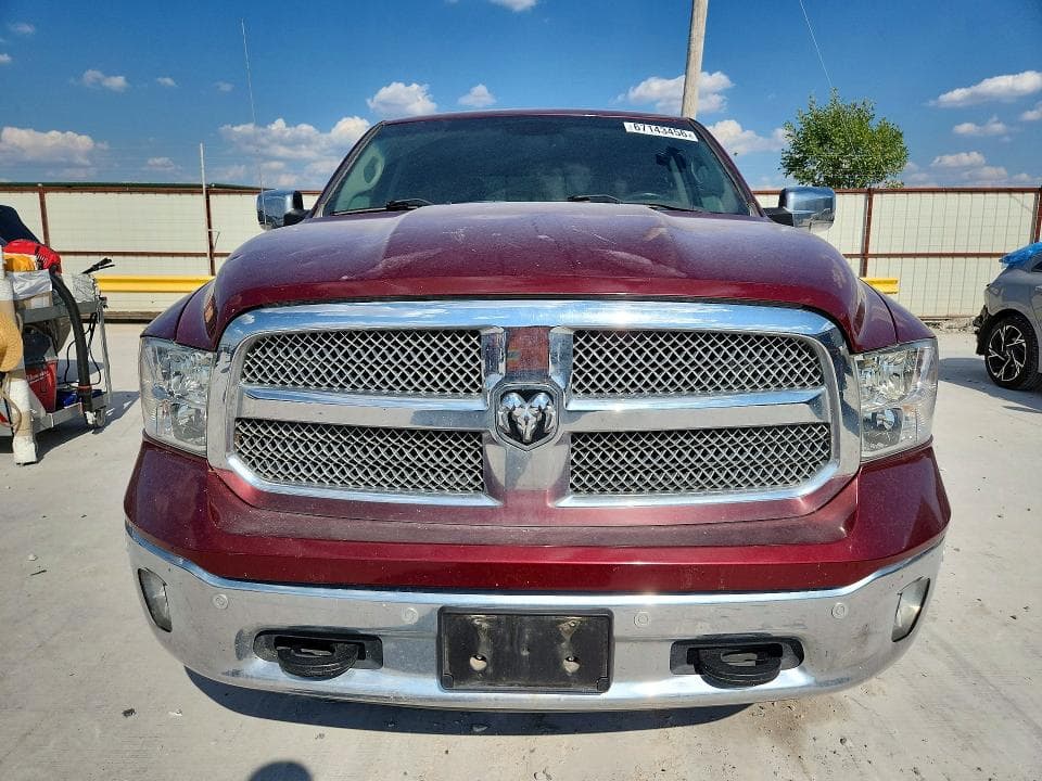 2017 RAM 1500 SLT 5
