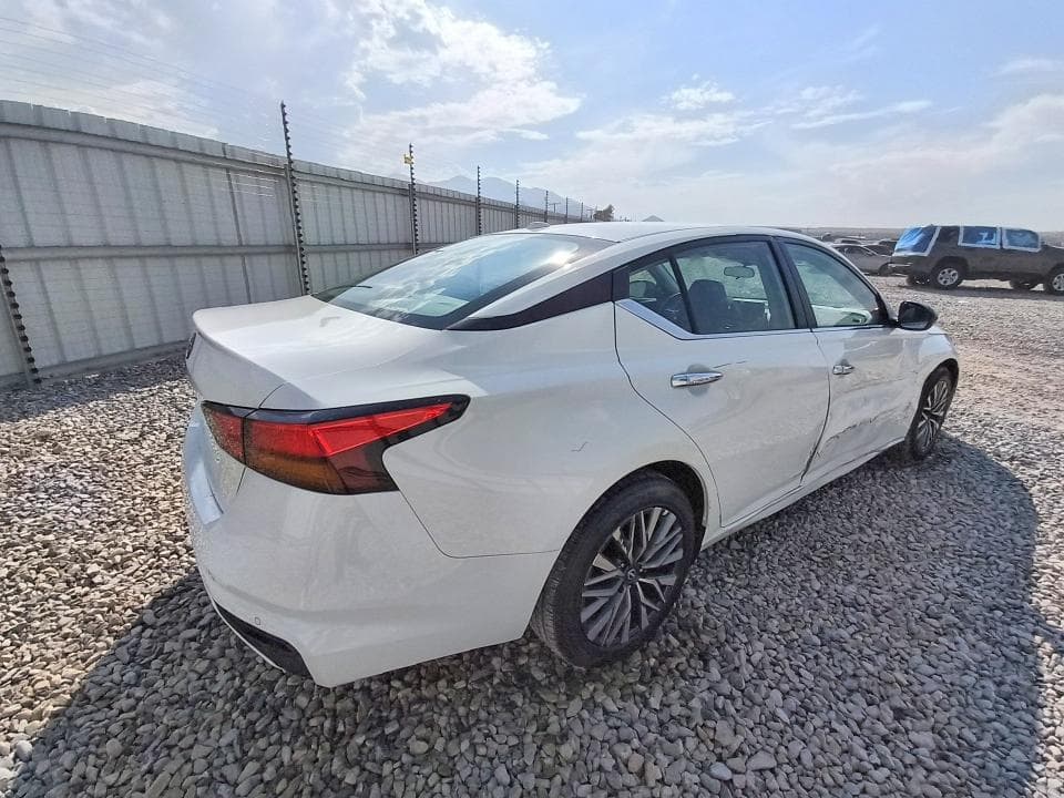 2025 NISSAN ALTIMA SV 3