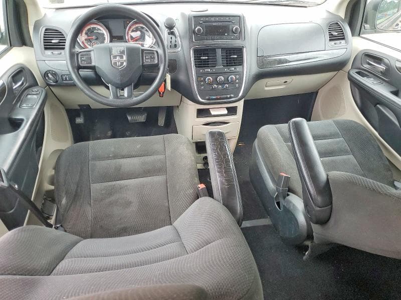 2017 DODGE GRAND CARAVAN SE 8